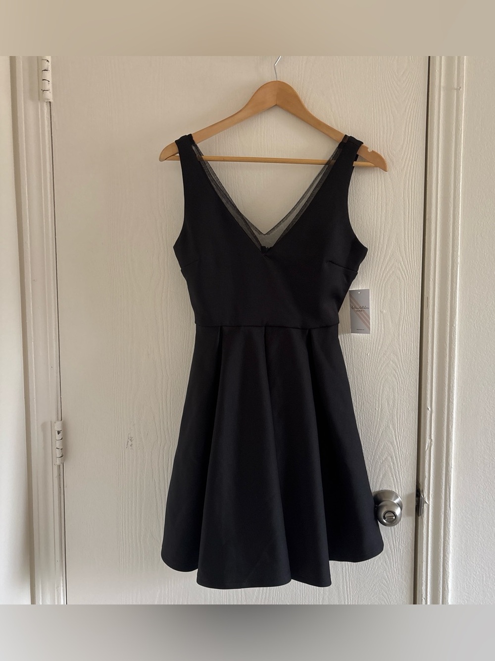 NWT Kalani Hilliker for Alyce Paris Black Skater Dress Size S Mesh V-Neck Fit